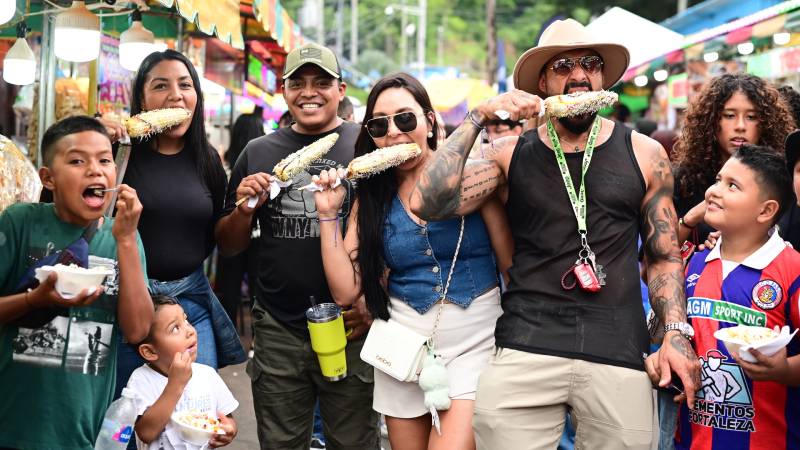 EDC- Campo de la Feria- Fiestas- Ruedas- Familia- Diversión- Lluvia