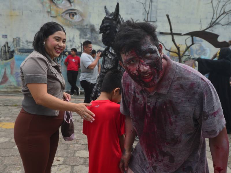 Imágenes de Terror Cifco desarrollado en Fenadesal del 1 al 6 de agosto de 2025. Personajes de miedo, terror