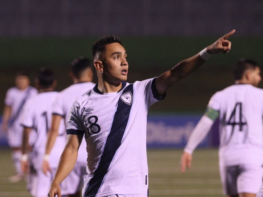 Óscar Santis, jugador de  Guatemala en partido de Eliminatorias Mundialistas contra República Dominicana. Foto / X Federación Guatemalteca de fútbol