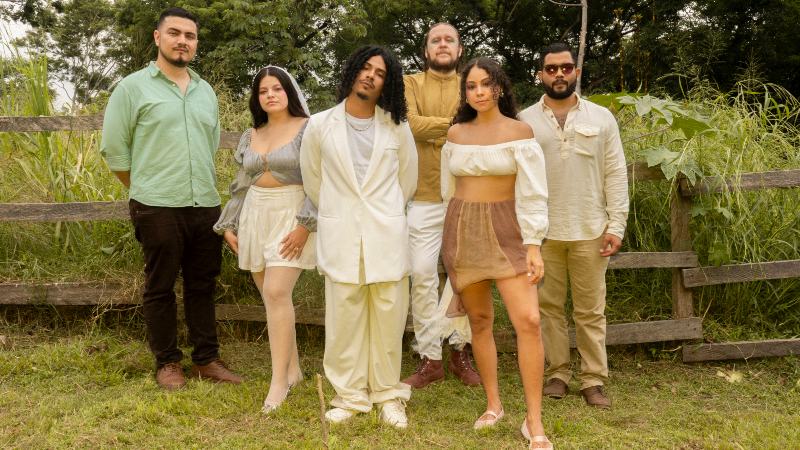 Inflorescencia promociona "Déjame".