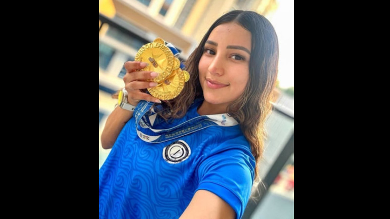 Ivonne Nochez patinaje Juegos Mundiales dos oros 01