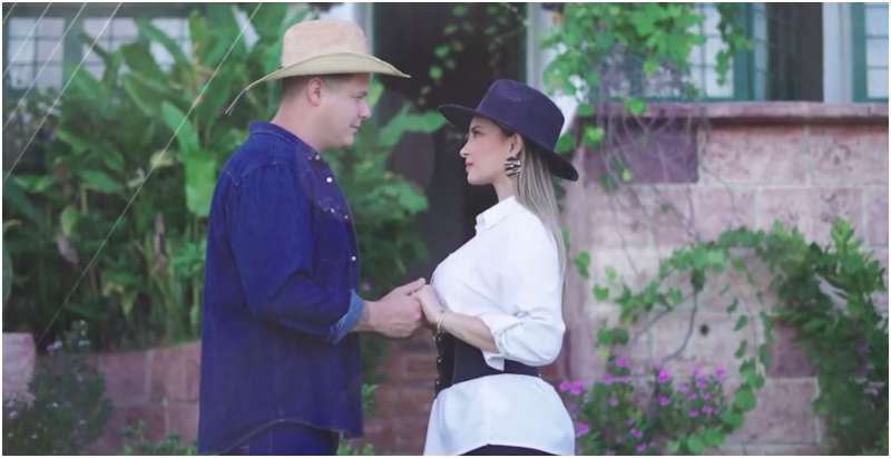 Pasion de zopilotes-arriba mi gente