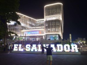 BINAES en el Centro Historico de San Salvador