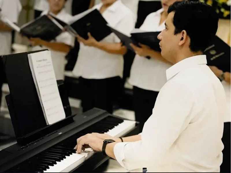 Wilfredo-Inestroza-pianista-salvadoreno