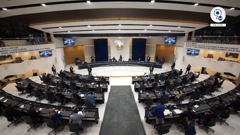 Partidos políticos, abogados y proveedores de bitcoin quedan incluidos entre los sujetos obligados. /Foto archivo