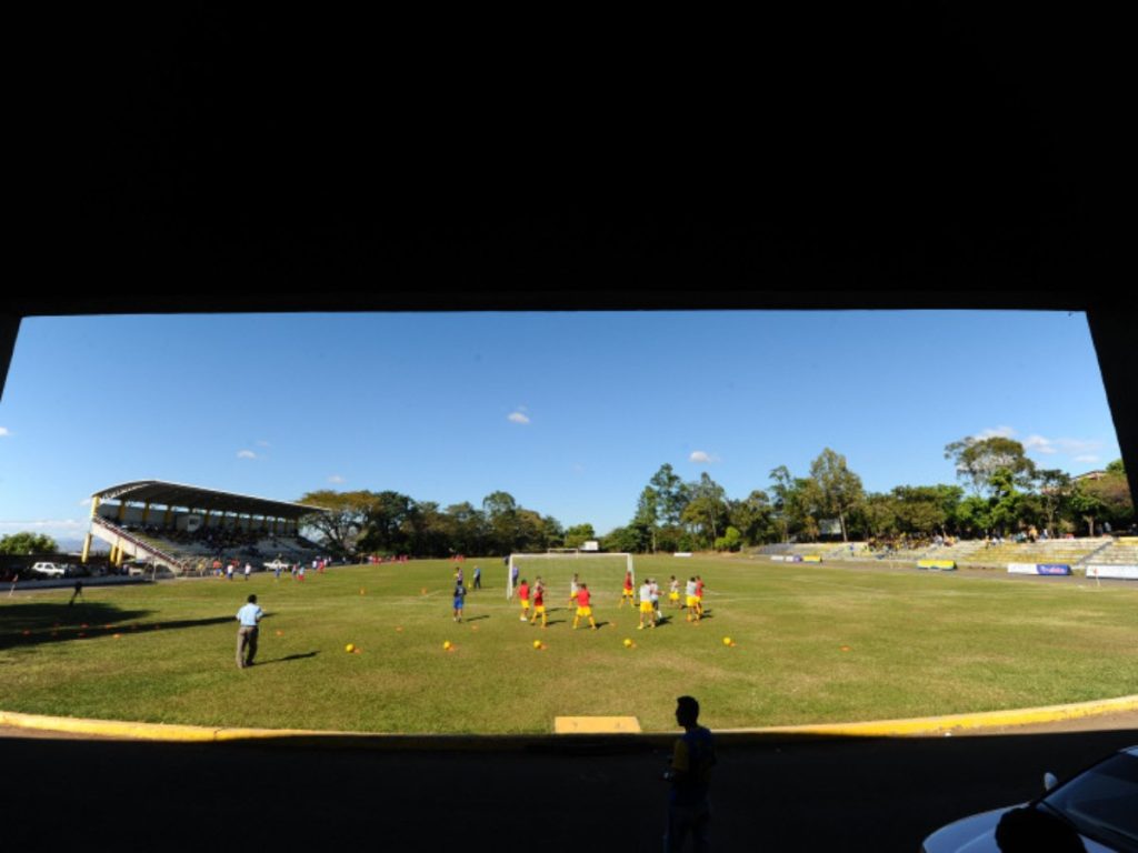 deportes-estadio-arturo-simeon-magaña
