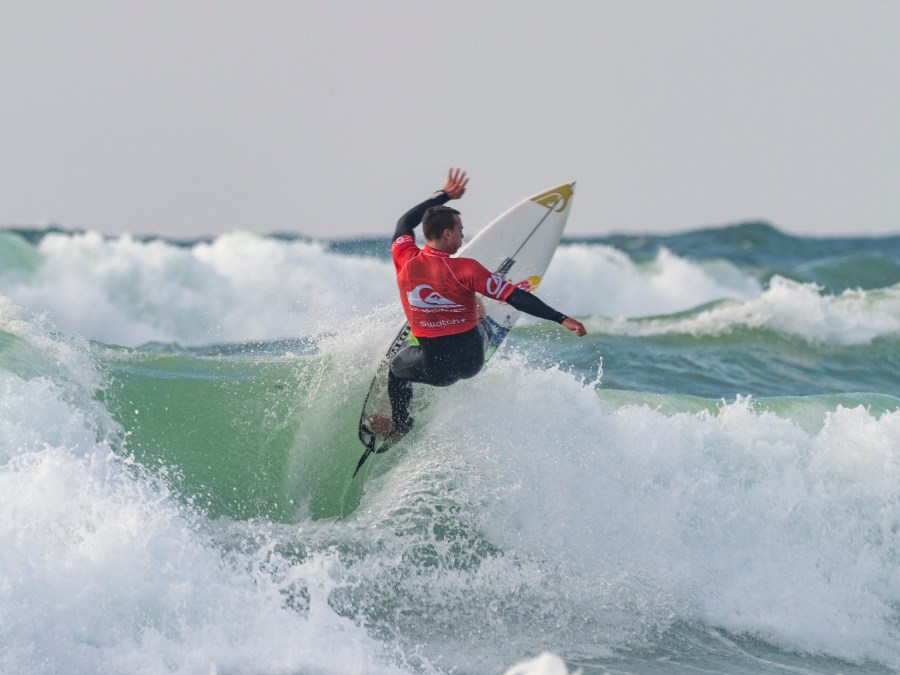 deportes_surf_movimiento_aereal-1