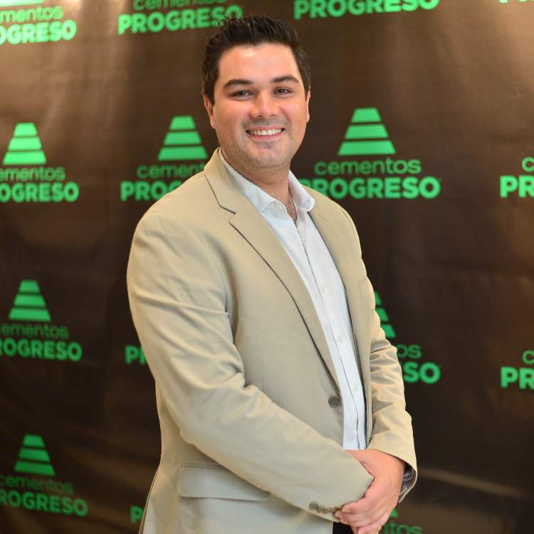 Presentación de premio Cementos Progreso