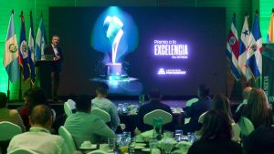 Presentación de premio Cementos Progreso