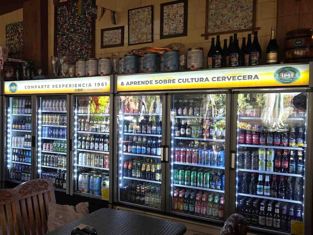 La idea busca brindar a los clientes una variedad de cervezas servidas en una base de cristalería / Foto cortesía