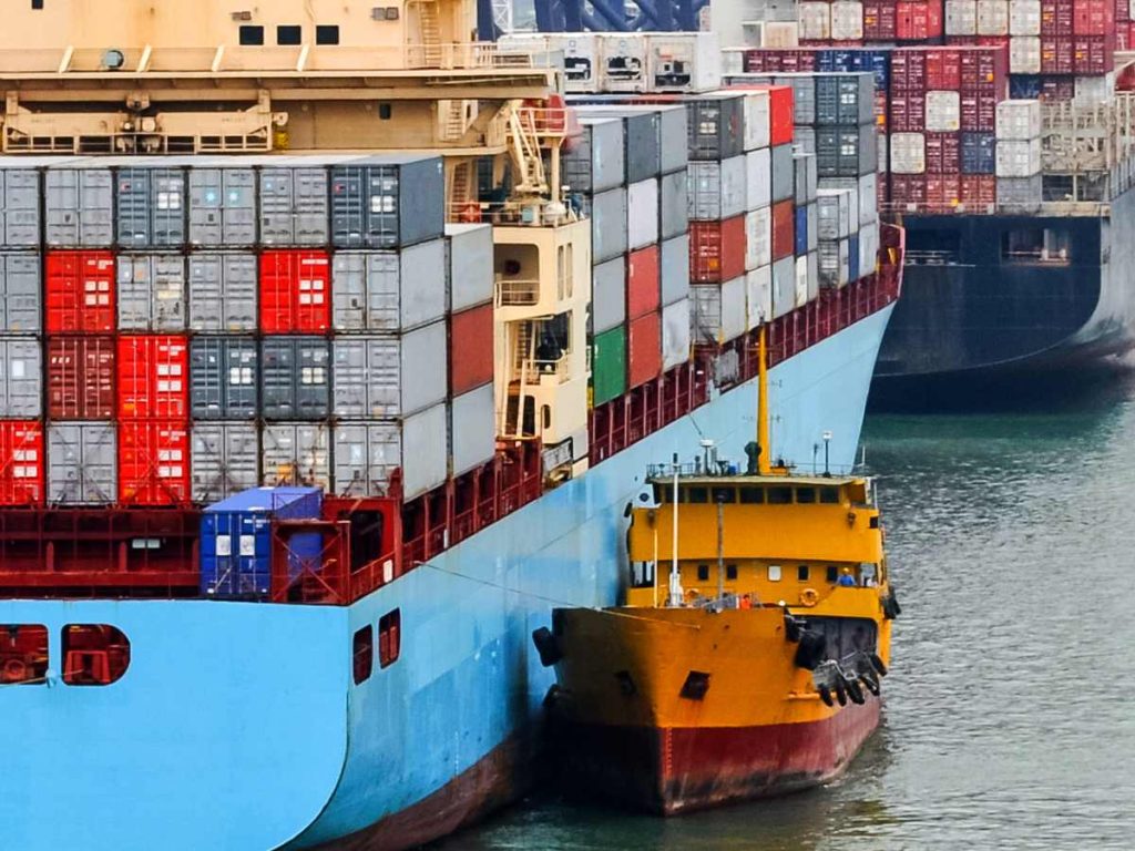 Las importaciones continúan superando ampliamente a las exportaciones, un desafío estructural para la economía de El Salvador y su competitividad regional.