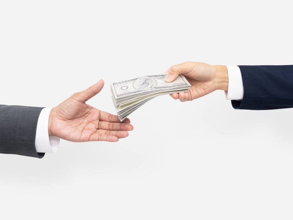 dinero-negocios-organizar-salario-ahorro