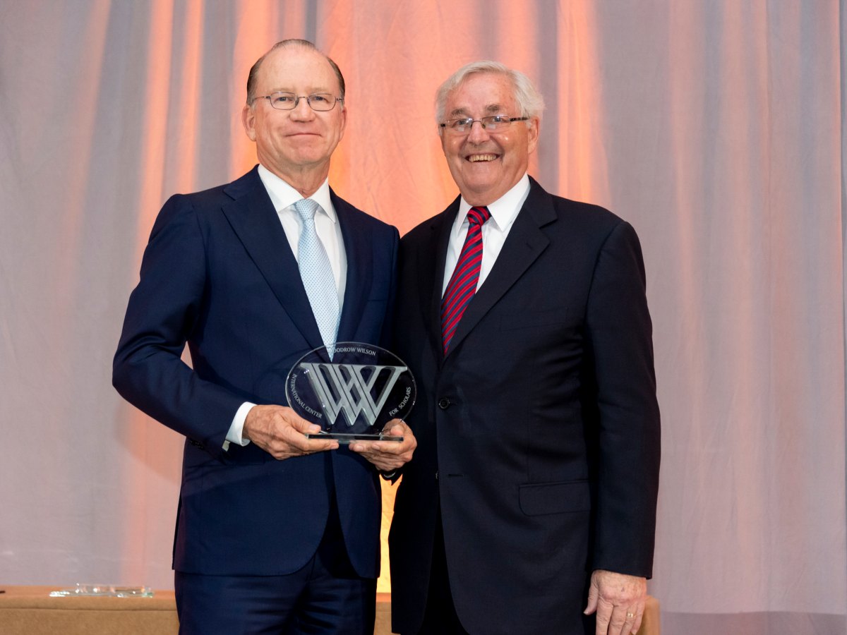 dinero-negociosi-ricardo-poma-recibe-corporate-citizenship-award