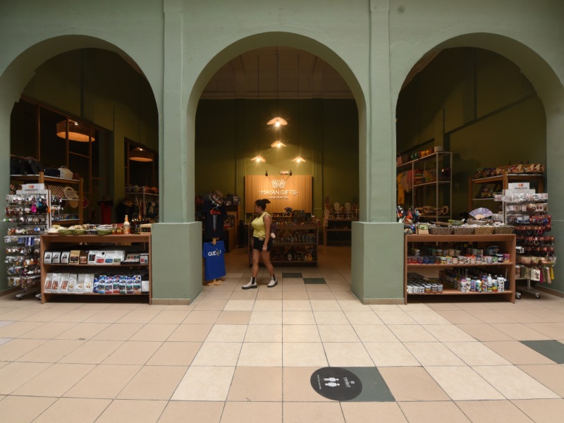 tienda de artesanias en el CEDART Interactivo