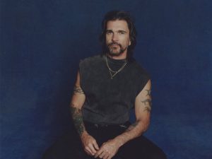Juanes trae su energía y rock latino al Cuscatlán este viernes 17 de octubre
