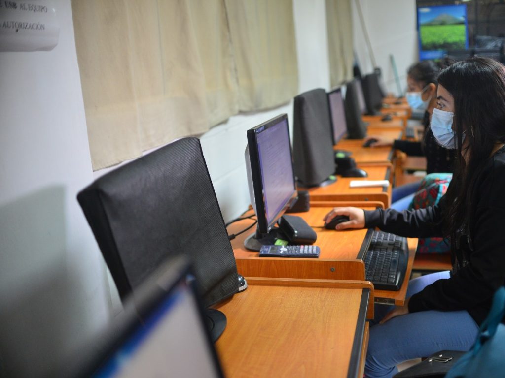 La inversión en educación sigue siendo baja en Iberoamérica.