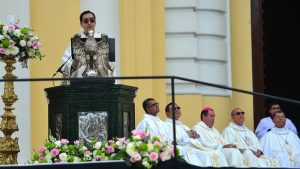 Misa catedral salvador de mundo