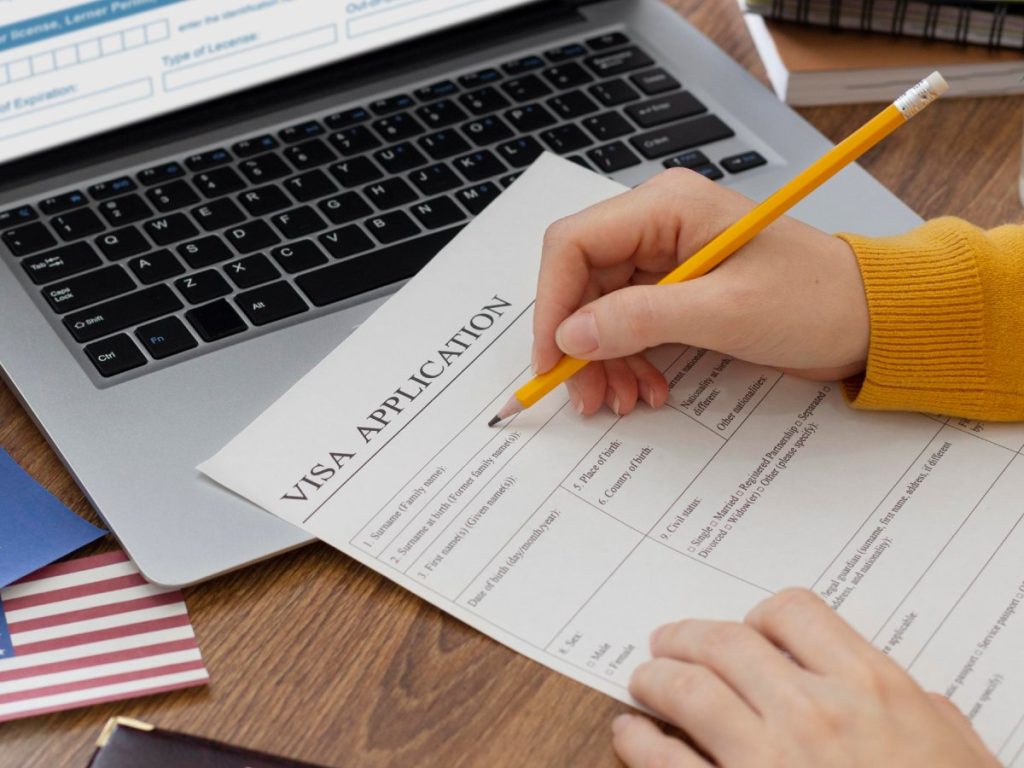 Se solicitarán las visas temporales presencialmente a partir del 2 de septiembre. Foto/ freepik