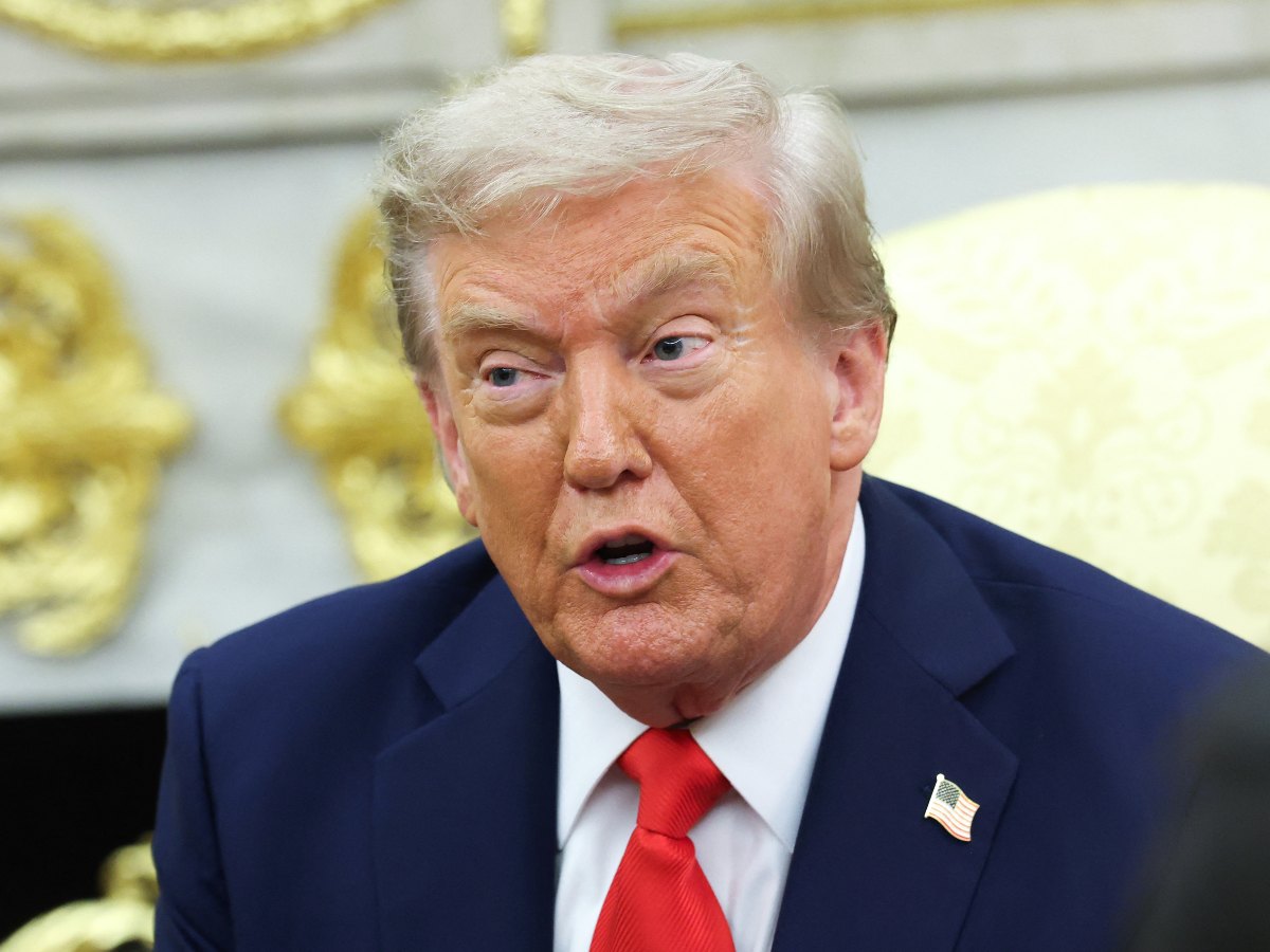 Corte de apelación en EEUU anula multa de USD 464 millones contra Trump en caso civil