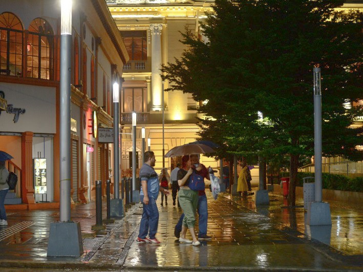 Tormentas y chubascos marcan el inicio de semana en el país