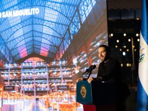 noticias-nayib-bukele-mercado-san-miguelito-reinauguracion-agosto-2025-cortesia