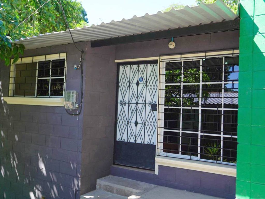 Un total de 11,000 viviendas antes ocupadas por pandillas fueron recuperadas y ahora están legalmente escrituradas.