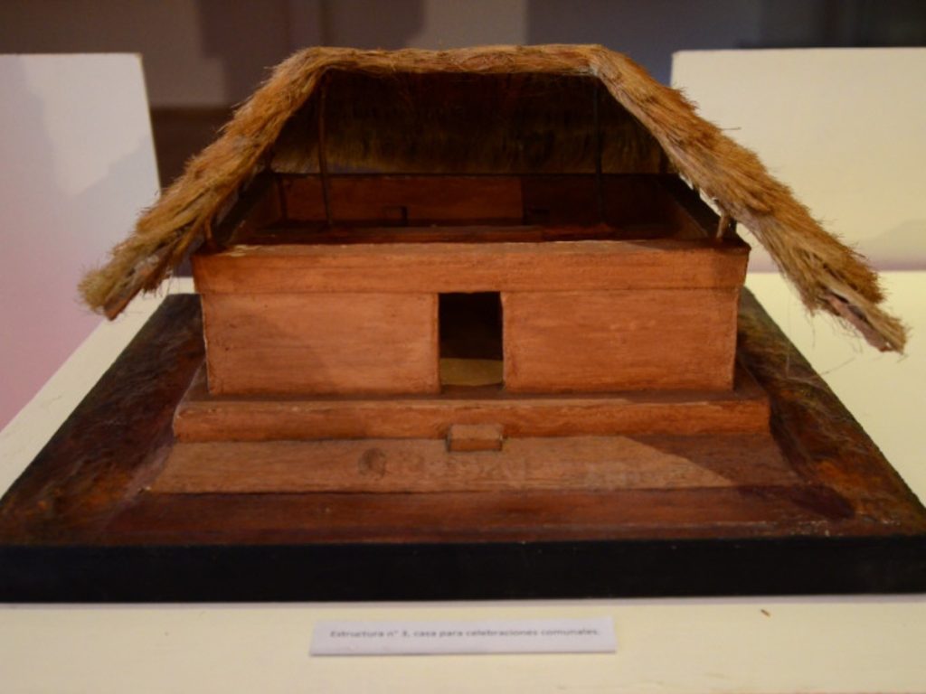 Maqueta de casa de Joya de Cerén