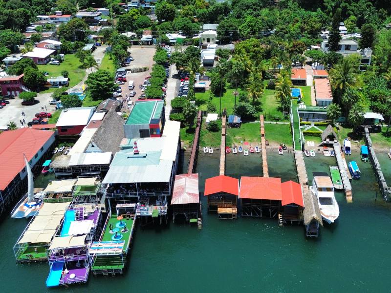 turismo-lago-coatepeque-ranchos-negocios