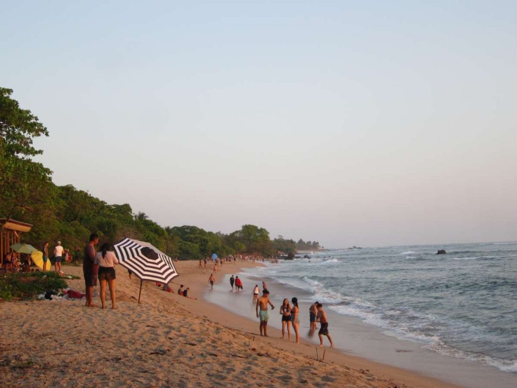 Playa Los Almendros en El Salvador