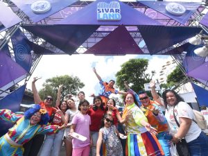 Turistas disfrutan de las vacaciones agostinas en Sivarland