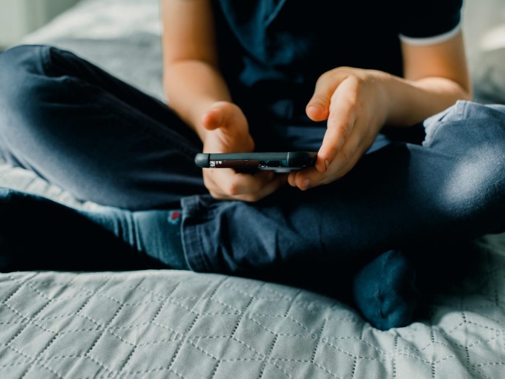 vida-edad-uso-telefono-celular