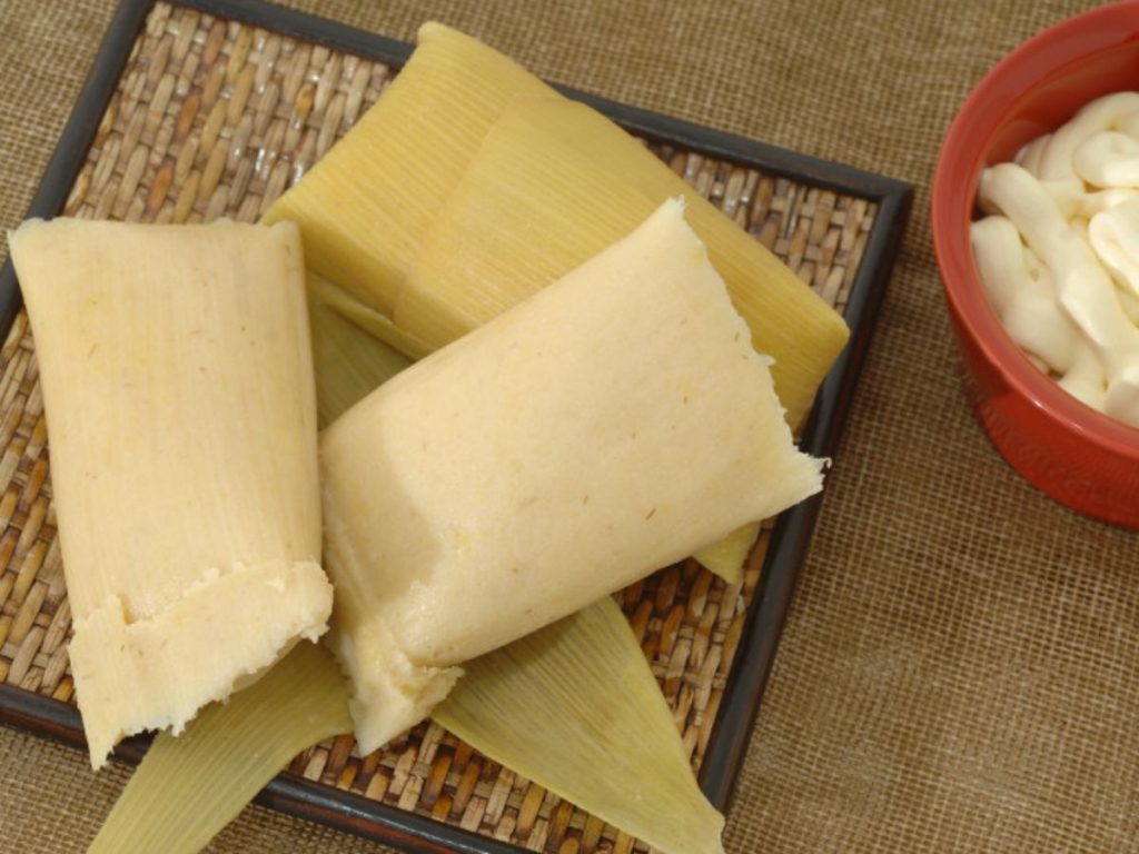 tamal de elote salvadoreño