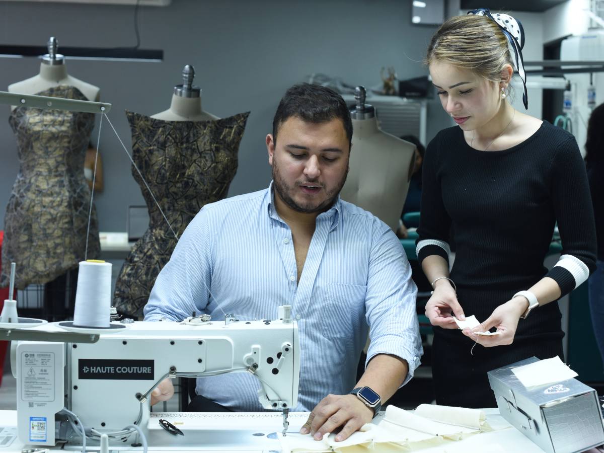 vida-pablo-palomeque-disenador-03