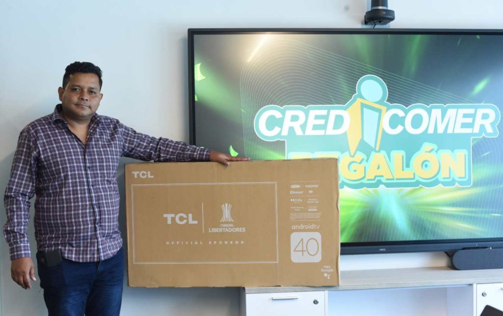 Ganadores de distintas zonas del país compartieron su emoción al recibir Smart TVs de 4 pulgadas.