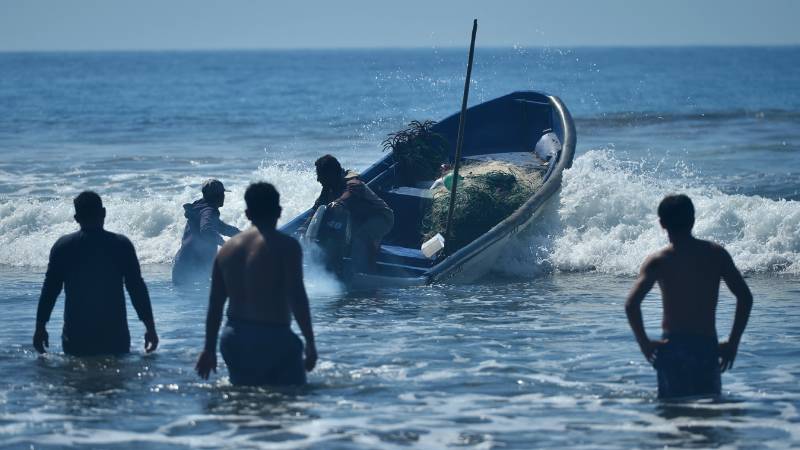 El IRENA ha apoyado a la construcción de calefacción de invernaderos, estanques de acuicultura, secado agrícola y balnearios comunitarios.