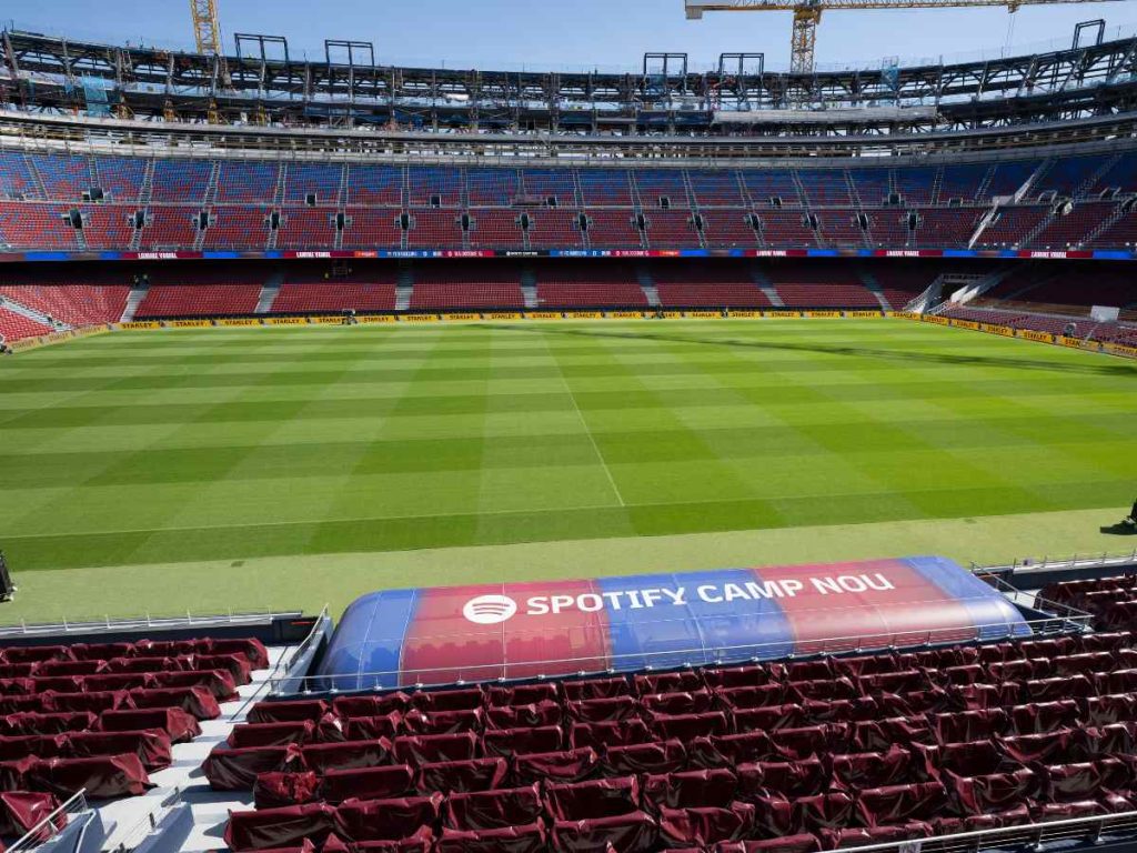 Una imagen tomada el 23 de septiembre de 2025 muestra el recién renovado Estadio Camp Nou del FC Barcelona.