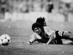El histórico jugador de la Selecta murió en Estados Unidos a causa de un paro cardíaco, dejando un legado imborrable en el fútbol nacional./Foto archivo