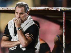 Águila cambia de vuelo, Daniel Messina deja el banquillo y se convierte en director deportivo