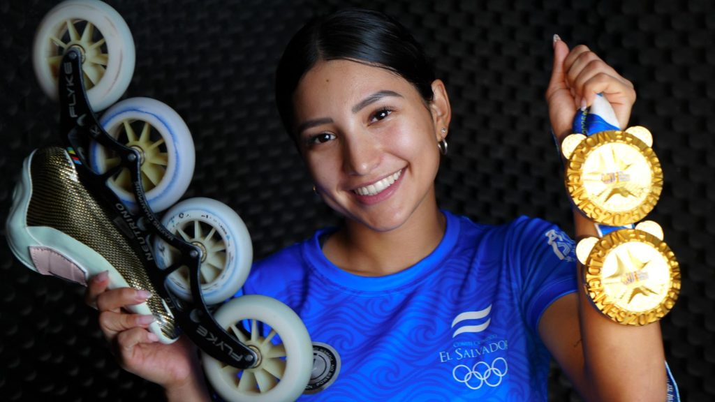 Ivonne Nóchez descubrió el patinaje cuando su padre la llevó al Polideportivo durante unas vacaciones. Más tarde, fue su abuela quien la acompañó incansablemente a cada entrenamiento. Fotografía/ Rodrigo Altamirano