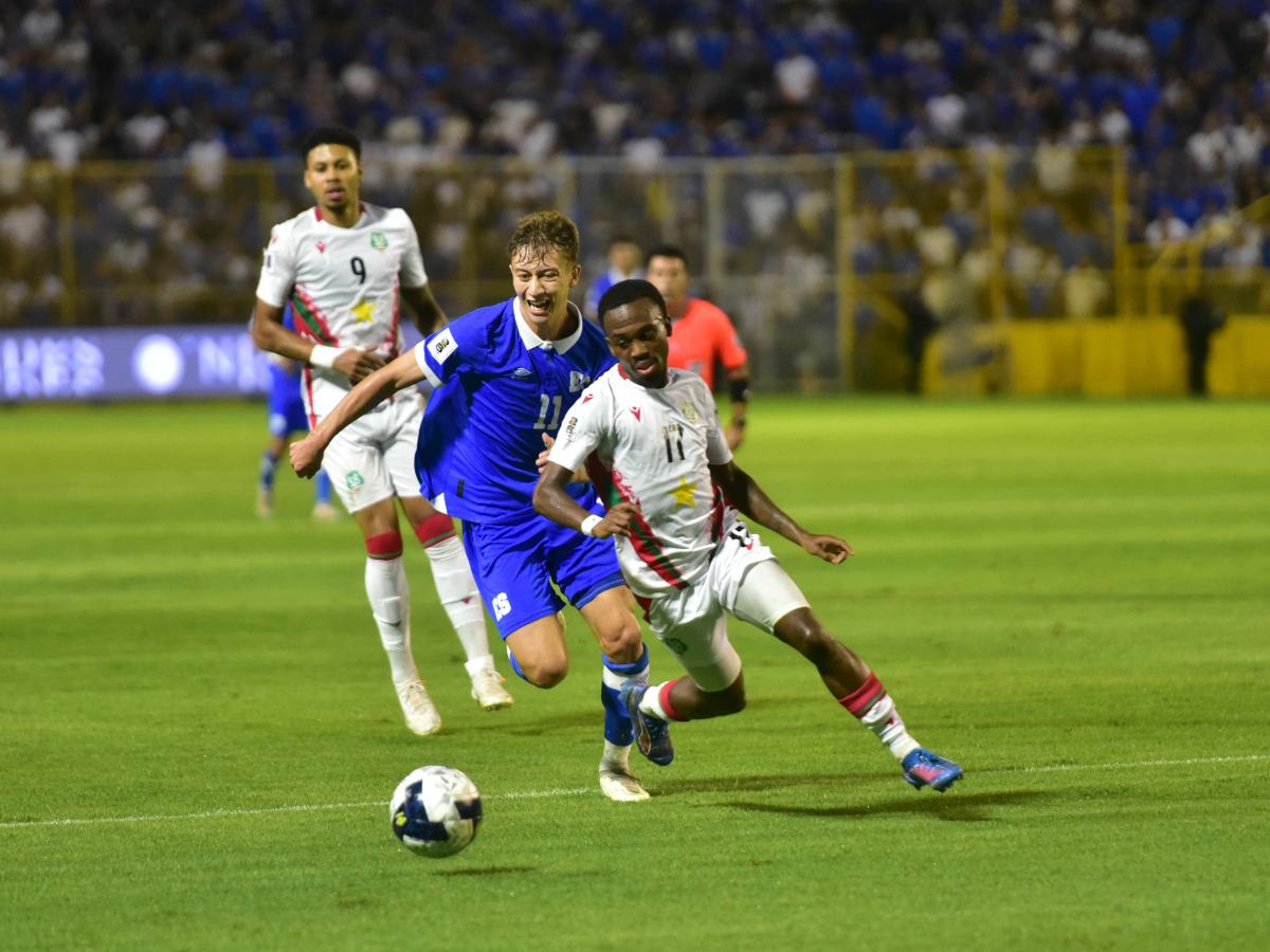 Tras la derrota ante Surinam, la Selecta busca redimirse en próximos enfrentamientos.