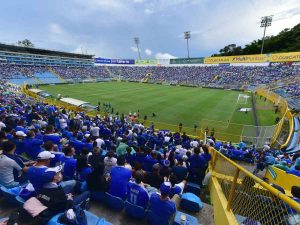 El Estadio Cuscatlán será escenario de la pasión y apoyo de la afición salvadoreña.