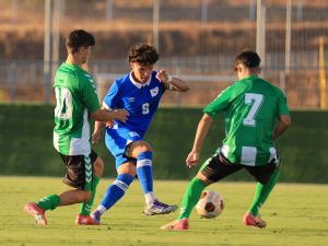 Sub 17 salvadoreña cae ante el Betis en amistoso 2-0