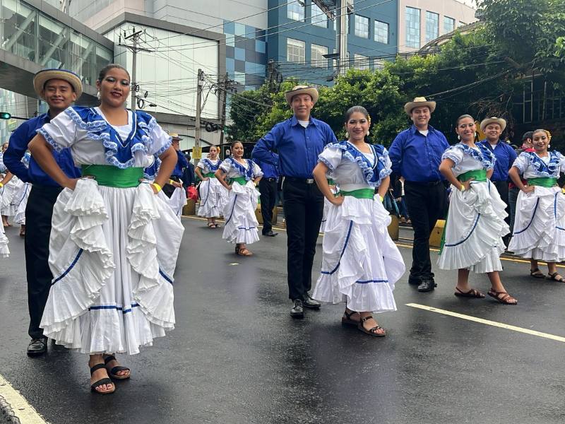 Representantes del Instituto Nacional de Comercio. / Foto Leidy Puente