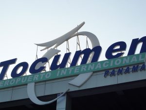 Terremoto en Panamá obliga a cerrar el aeropuerto de Tocumen y suspender vuelos