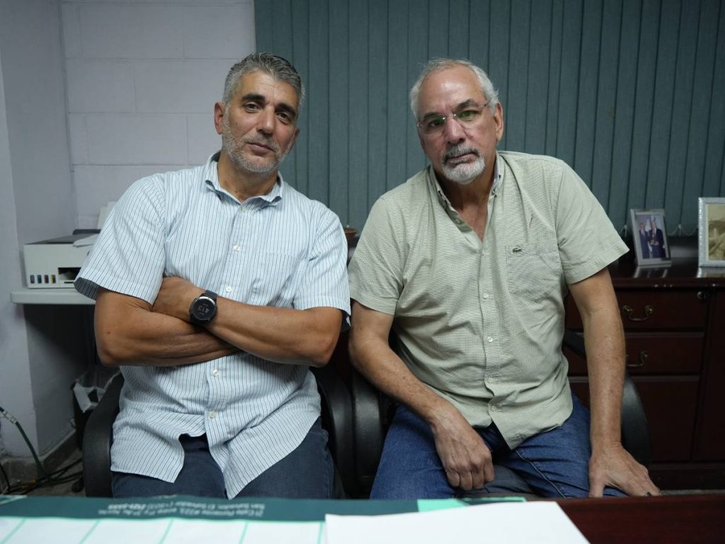 Jordi Puig Cabrera, ingeniero químico y gerente de producción y Carlos Cabrera Roca, gerente de ventas