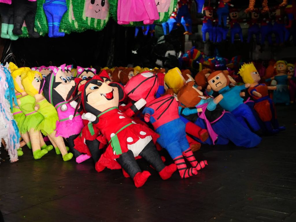 Piñatas y dulces: la dupla inseparable de la infancia.