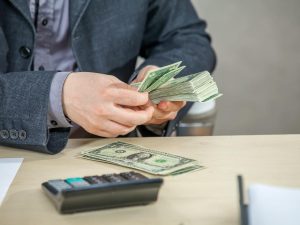 Para las mipymes y emprendimientos digitales, el uso del dólar es clave.