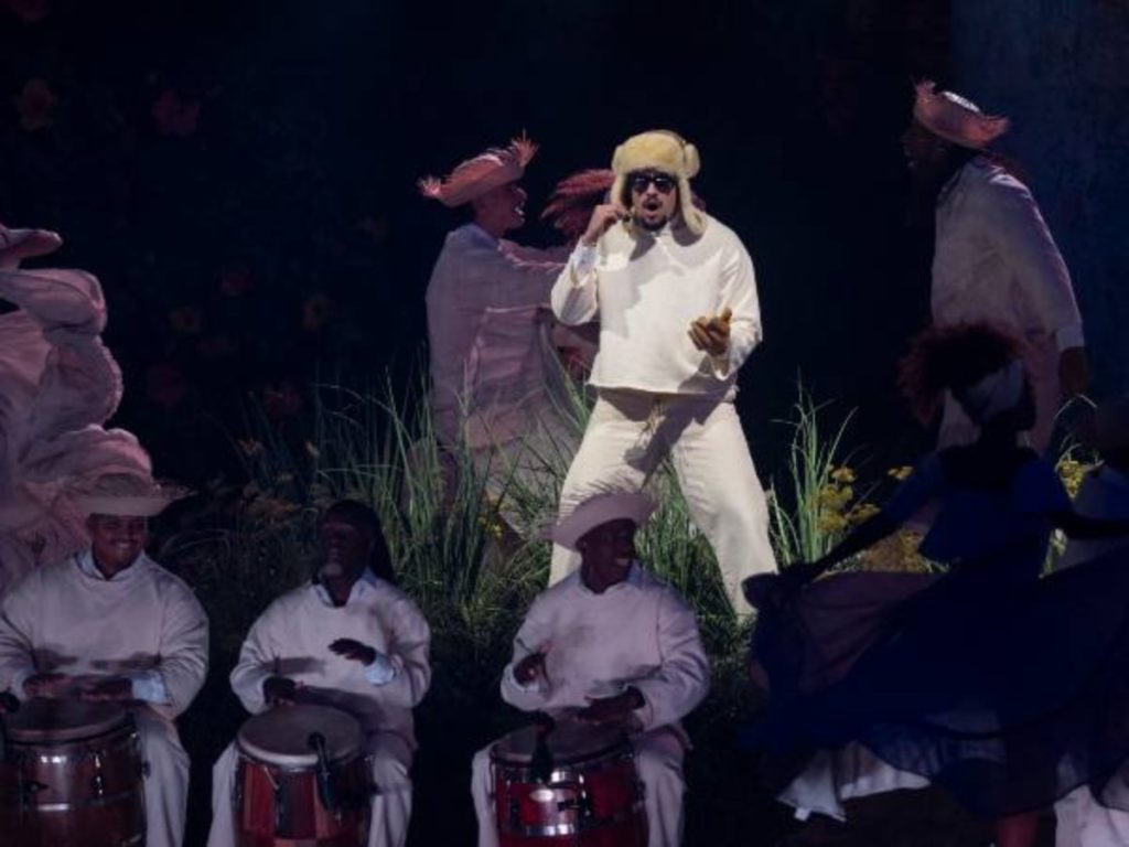 Bad Bunny en el primer concierto de su residencia en el Coliseo de Puerto Rico. Fto: Archivo.