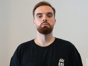 El popular streamer español adelantó que recorrerá varios países de la región para descubrir sus platos típicos más representativos. Foto: cortesía instagram @ibaillanos