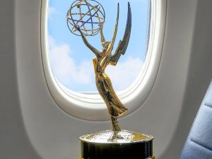 Premios Emmy 2025 se celebran hoy con lo mejor de la televisión